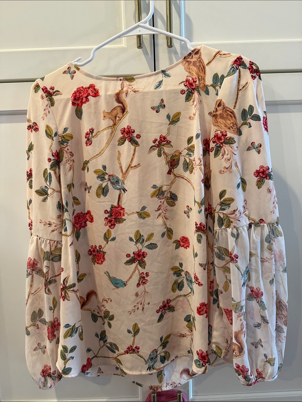 Disney by Lauren Conrad whimsical Peasant Blouse w/Red Floral & Blue Bird Print